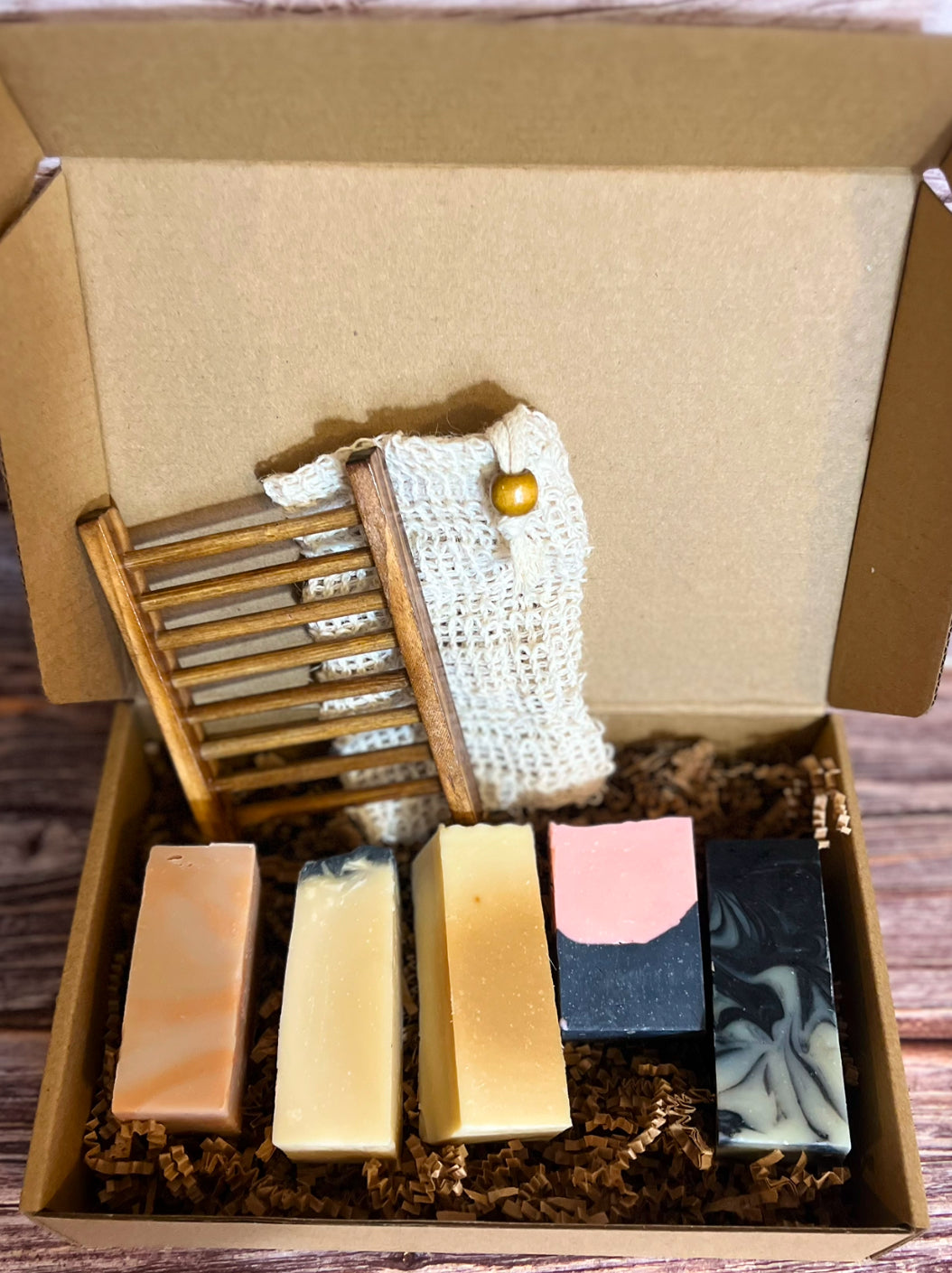 ********Assortment Box of Artisan Soaps with Soap Dish Tray & Sisal bag