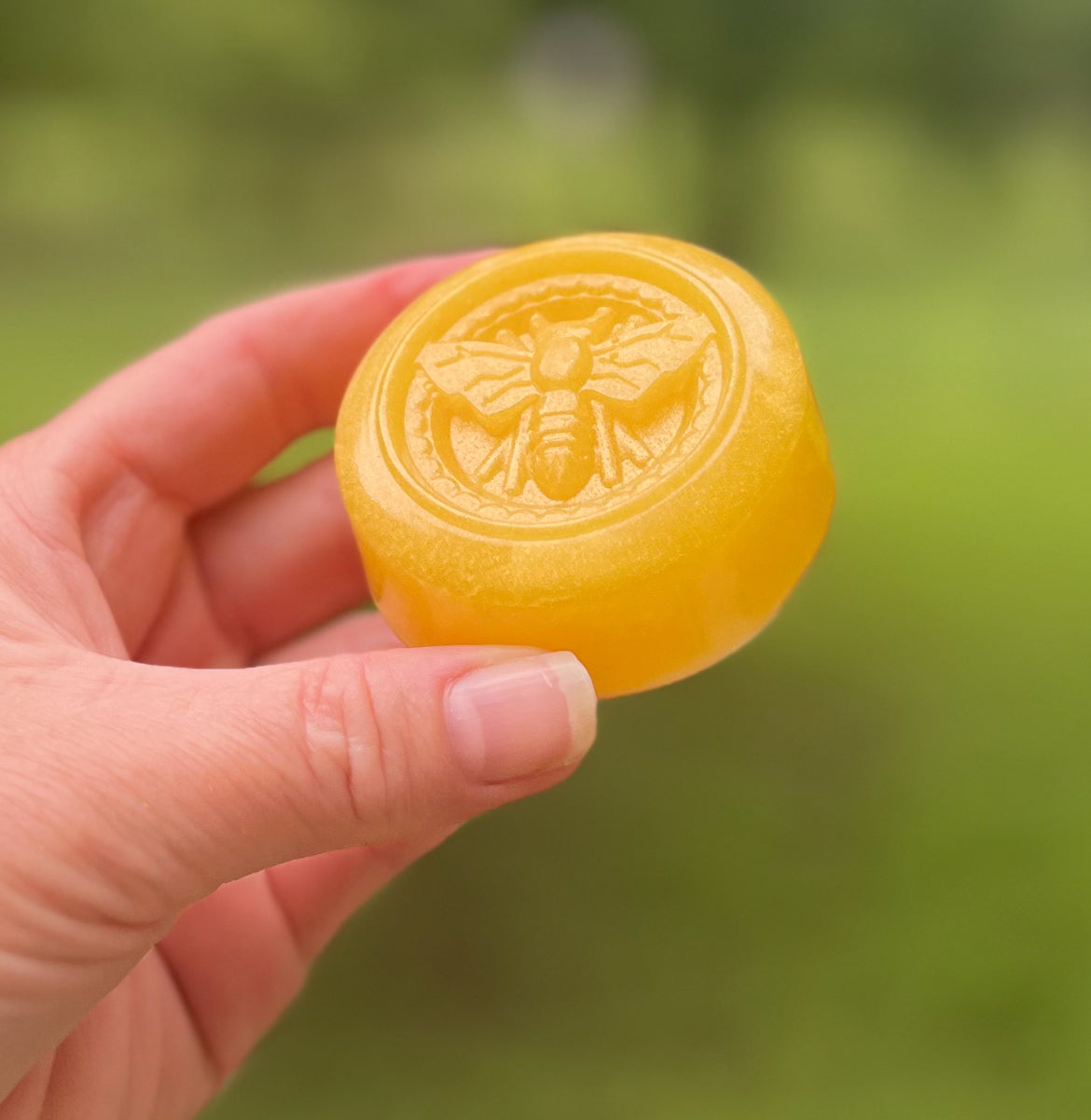 Bee Soap 🐝  6 Bars of Soap 1.70oz each