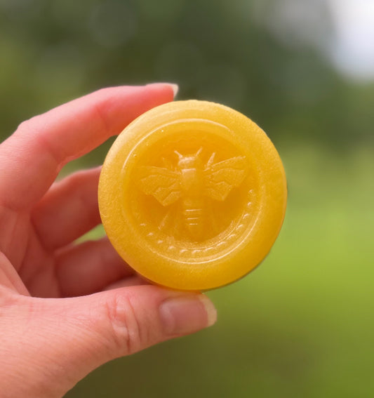 Bee Soap 🐝  6 Bars of Soap 1.70oz each