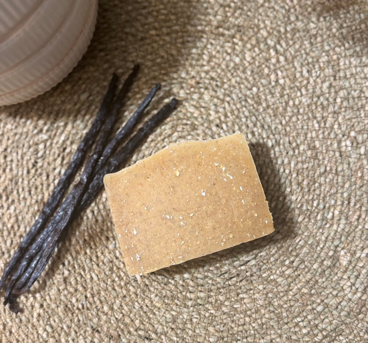 Madagascar Vanilla Bean, Texas Local Honey & Oat Tallow Bar ⭐️Pre Order⭐️